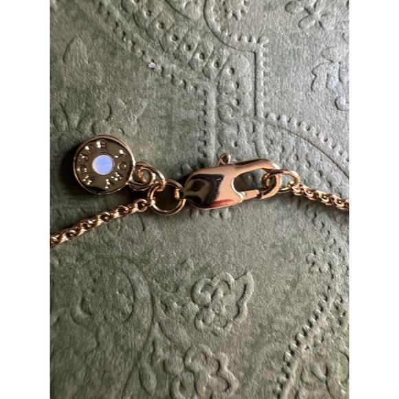 Tory Burch Pearl Clover Pendant Necklace NWT – Gold-Tone Chain with Logo Detail - Picture 6 of 6